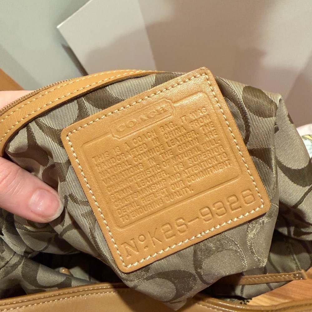 Coach Legacy Tan Leather Shoulder Bag VINTAGE - Picture 8 of 14